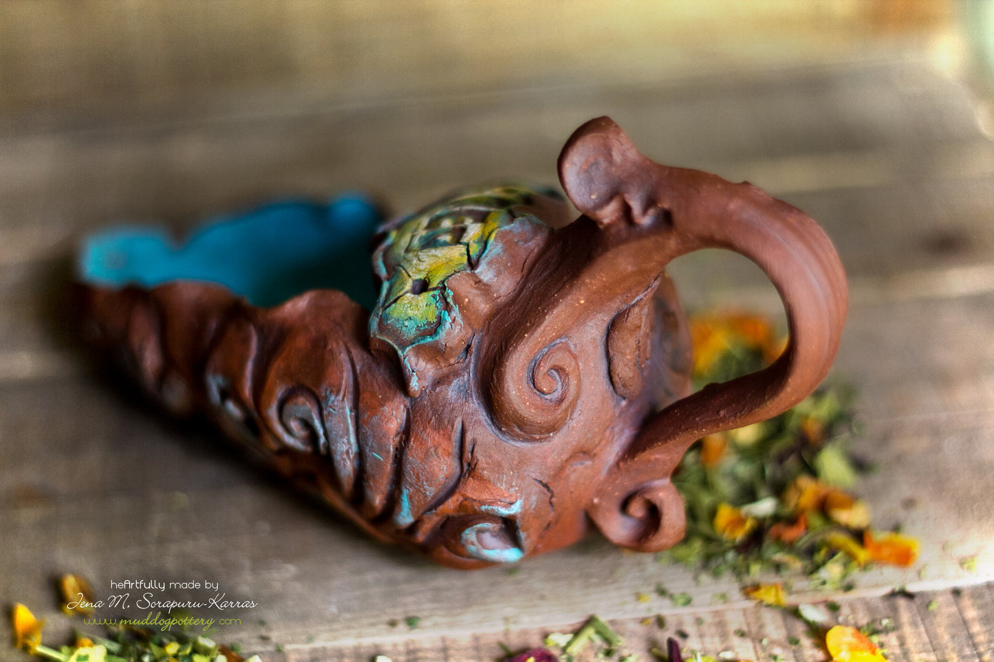 Ceramic Tea Scoop (Louisiana Creole)
